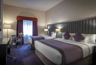 Отель Trinity City Hotel Дублин Классический трехместный номер-1